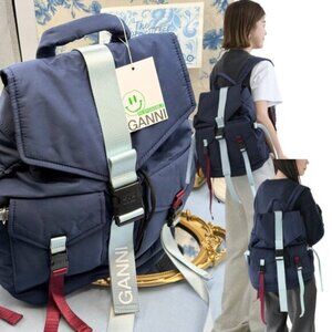 🆕 GANNI 🧿 NWT Recycled Tech Backpack, Peacoat Blue & Burgundy Straps